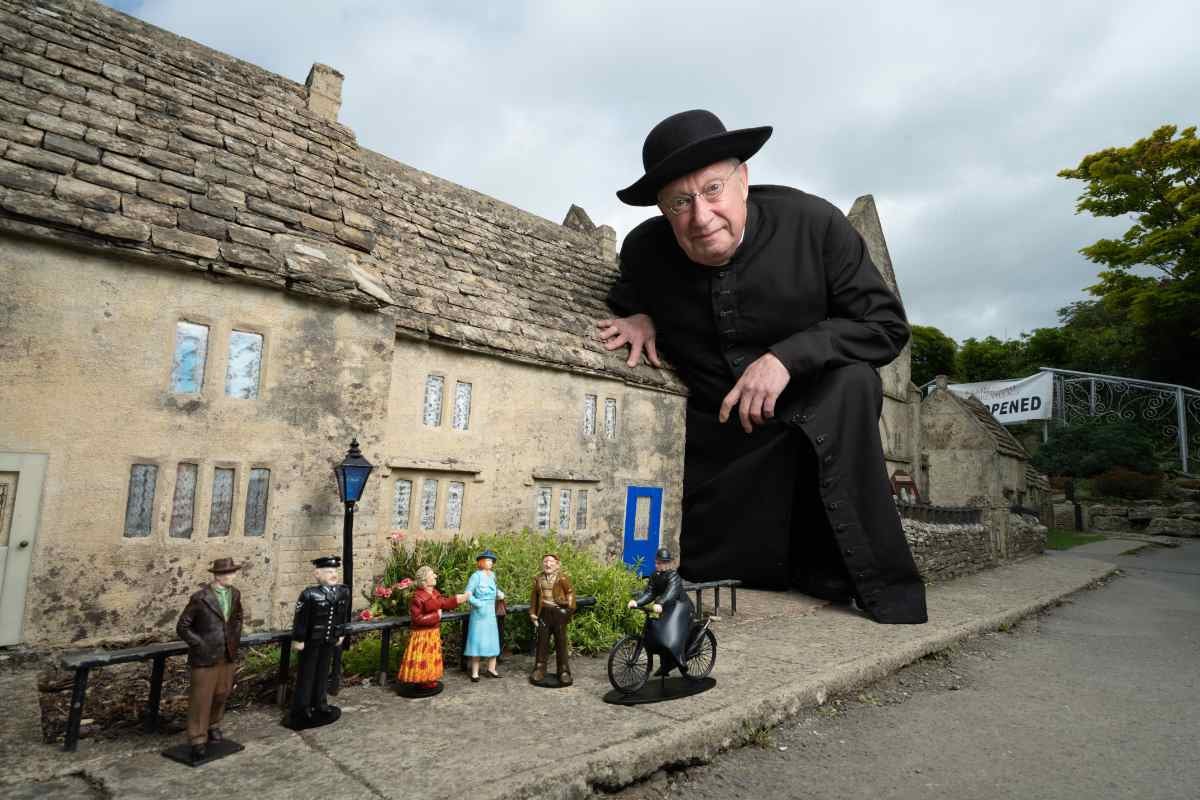 Father Brown Season 10 Britbox Premiere Date Telly Visions